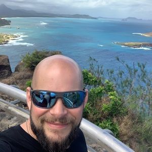 Meet your Posher, Joshua